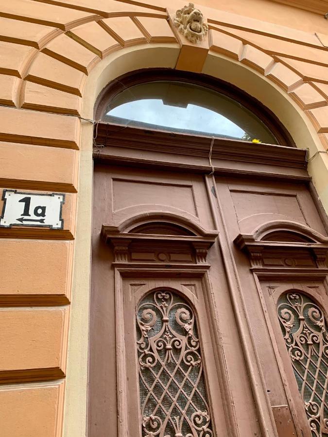 Goodmood Apartment Debrecen Esterno foto