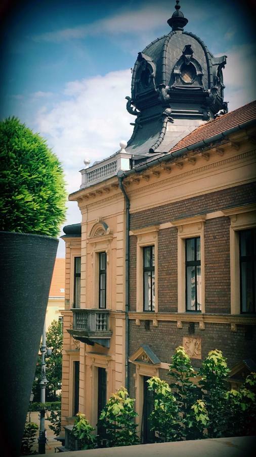 Goodmood Apartment Debrecen Esterno foto