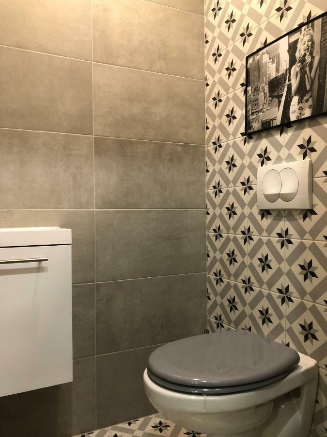 Goodmood Apartment Debrecen Esterno foto
